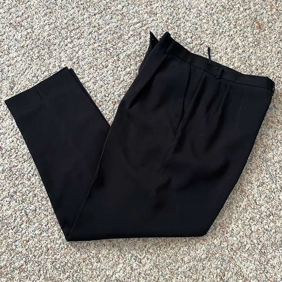 Focus 2000 Petite• EUC Pleated Dress Business Pants, size 14P - Picture 8 of 12